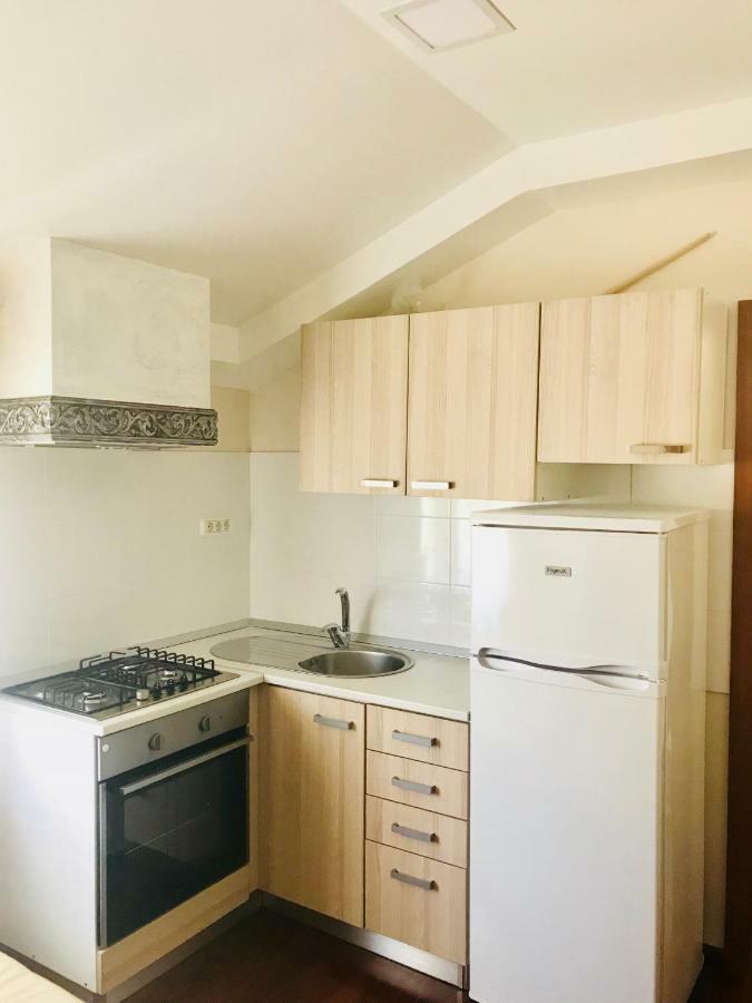 Apartments Vidovic Cezarji Bagian luar foto